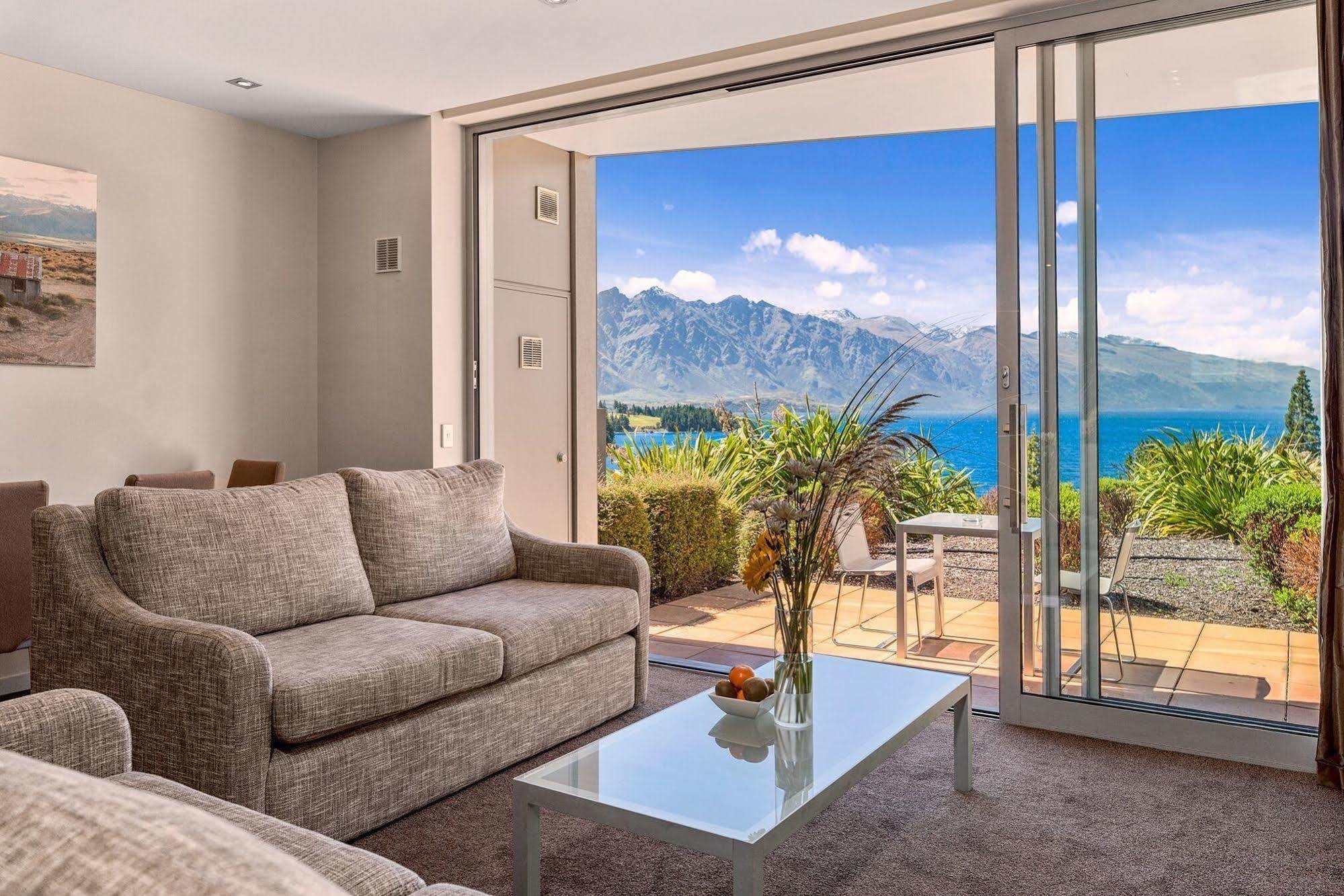 Highview Apartments Queenstown Bagian luar foto