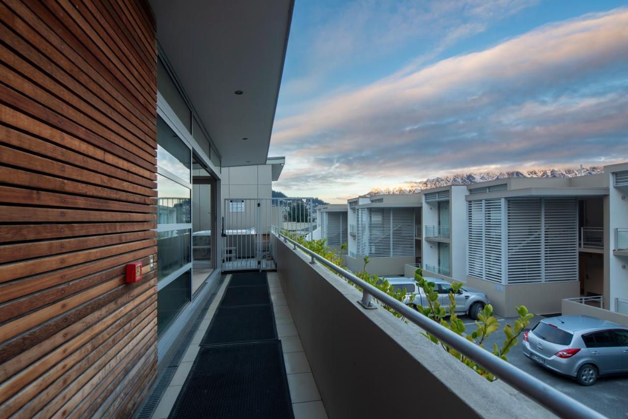 Highview Apartments Queenstown Bagian luar foto