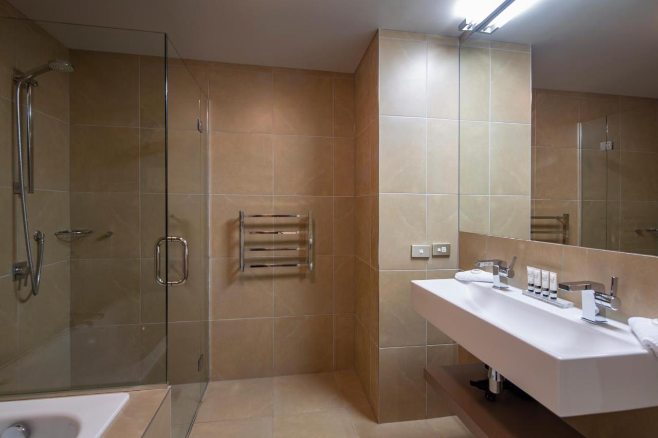 Highview Apartments Queenstown Bagian luar foto