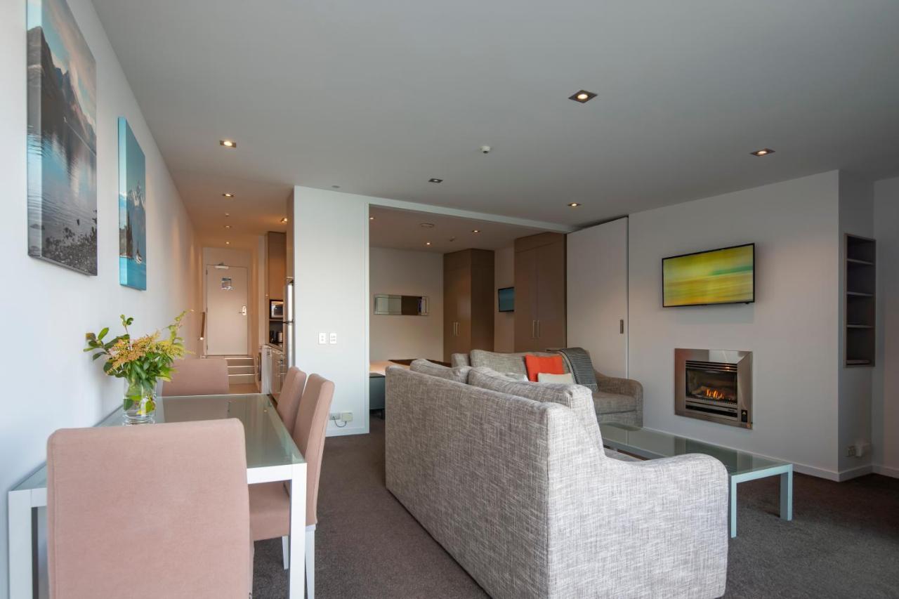 Highview Apartments Queenstown Bagian luar foto